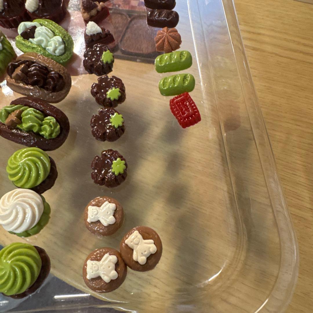 ハンドメイドミニスクイーズ　ミニチュアケーキショーケースなど　セット