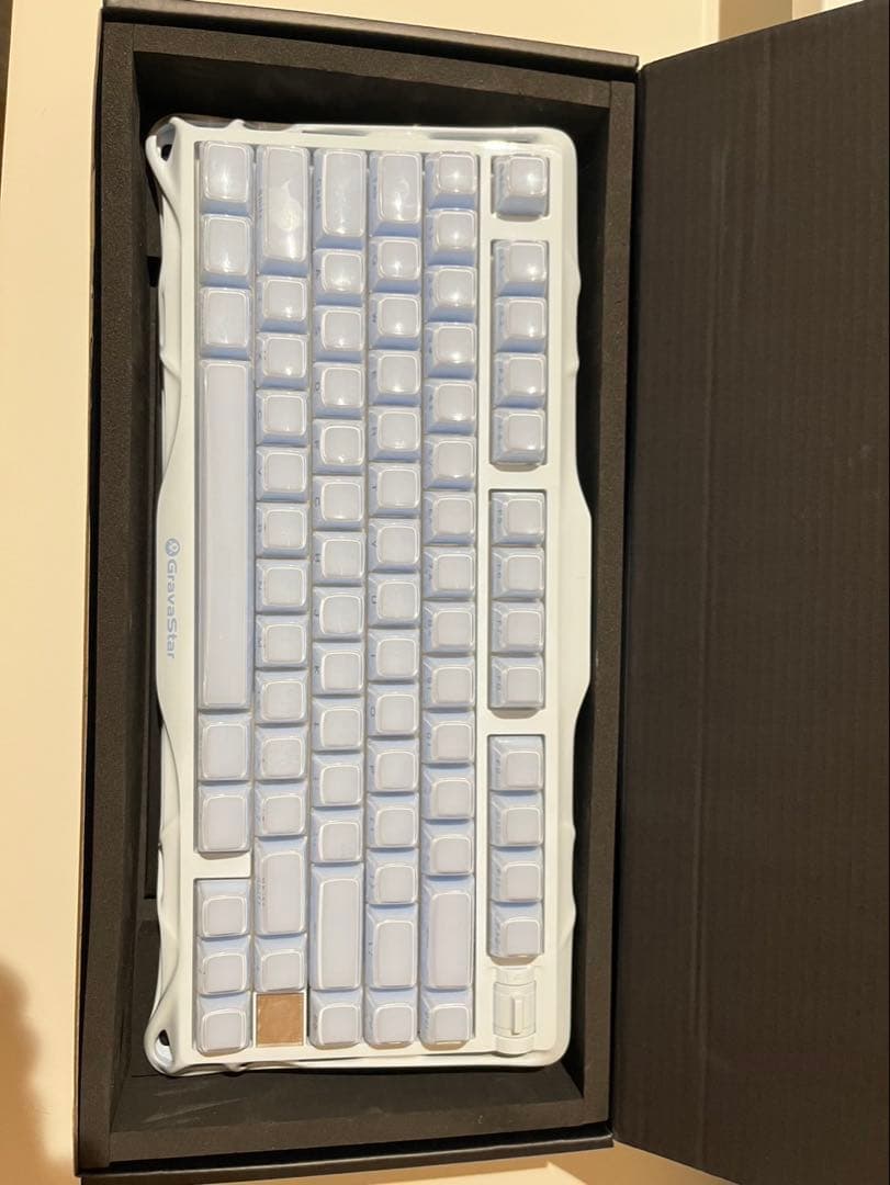 Gravastar K1 ゲーミングキーボード　水色