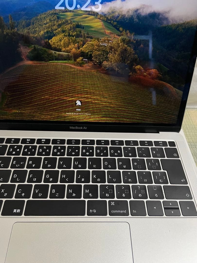 美品 MacBook Air 13インチ 2K バッテリー97%