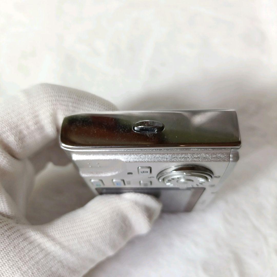 【美品】Nikon COOLPIX S8 シルバー 付属品完備