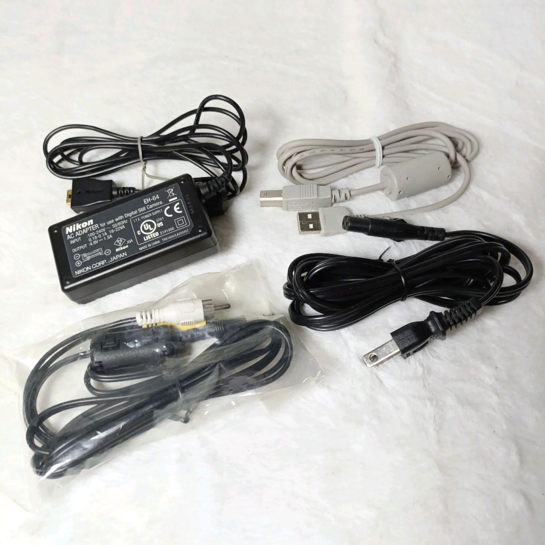 【美品】Nikon COOLPIX S8 シルバー 付属品完備