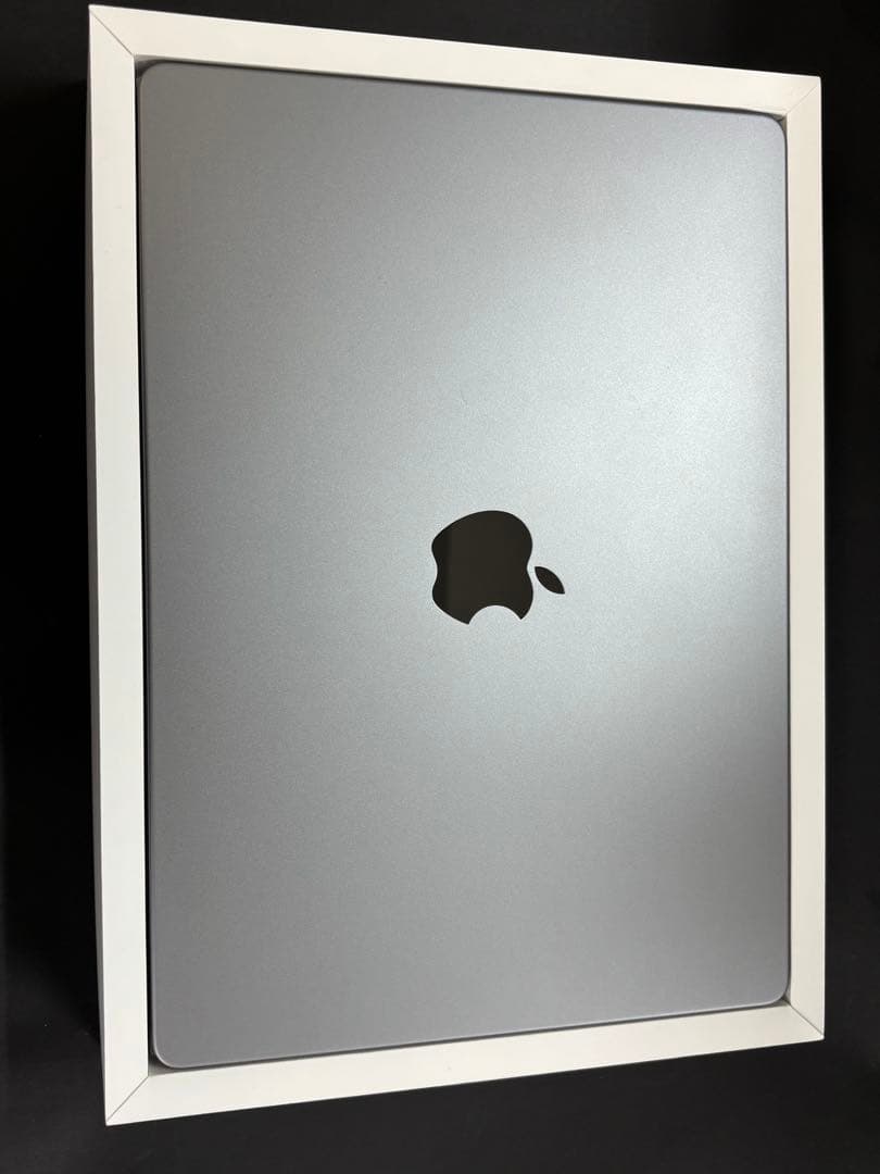 MacBook Pro 14インチ M3 8GB 512GB