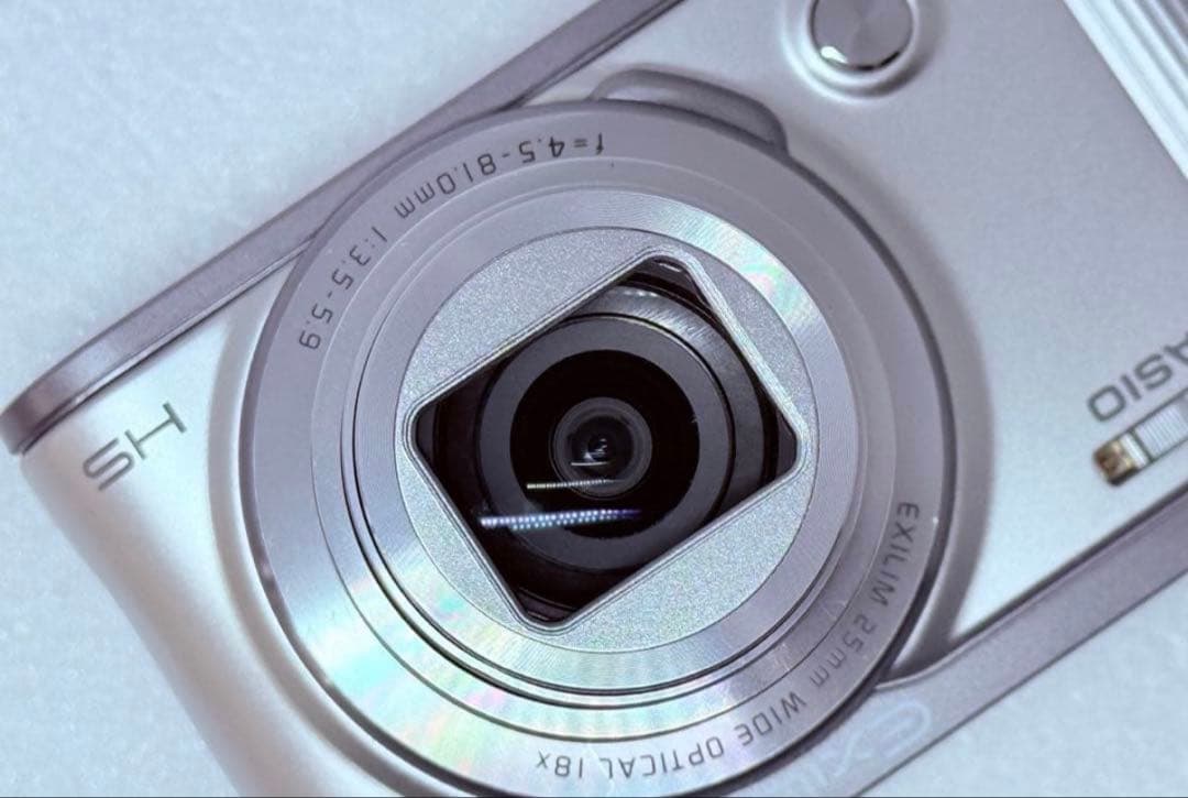 CASIO EXILIM EX-ZR1700 自撮りコンデジ