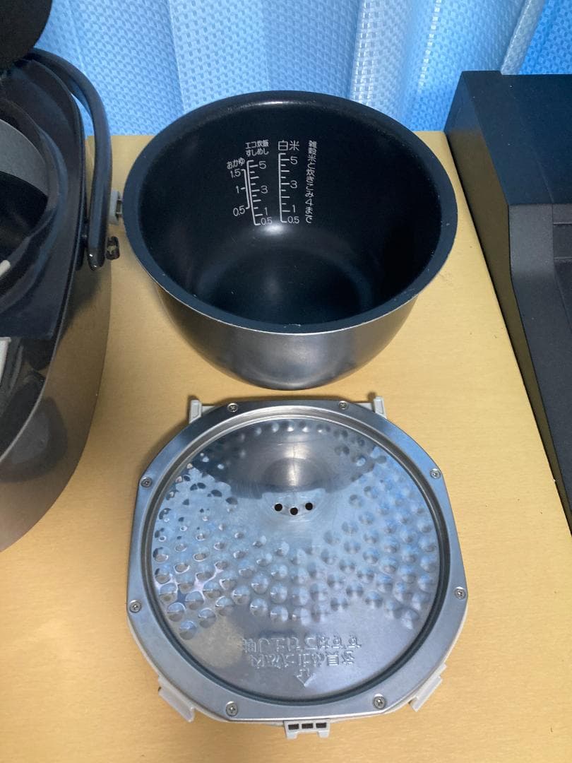 ★ZOJIRUSHI 極め炊き5.5 合炊き IH 炊飯器 NP-VD10