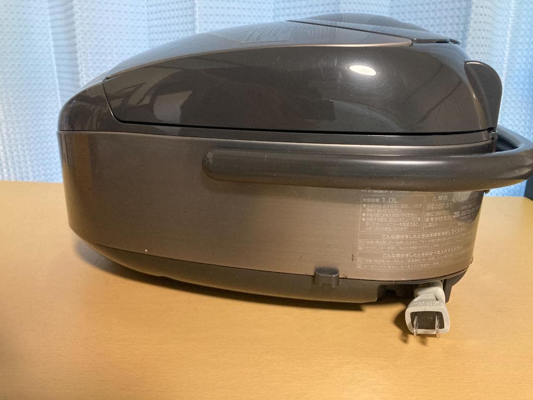 ★ZOJIRUSHI 極め炊き5.5 合炊き IH 炊飯器 NP-VD10