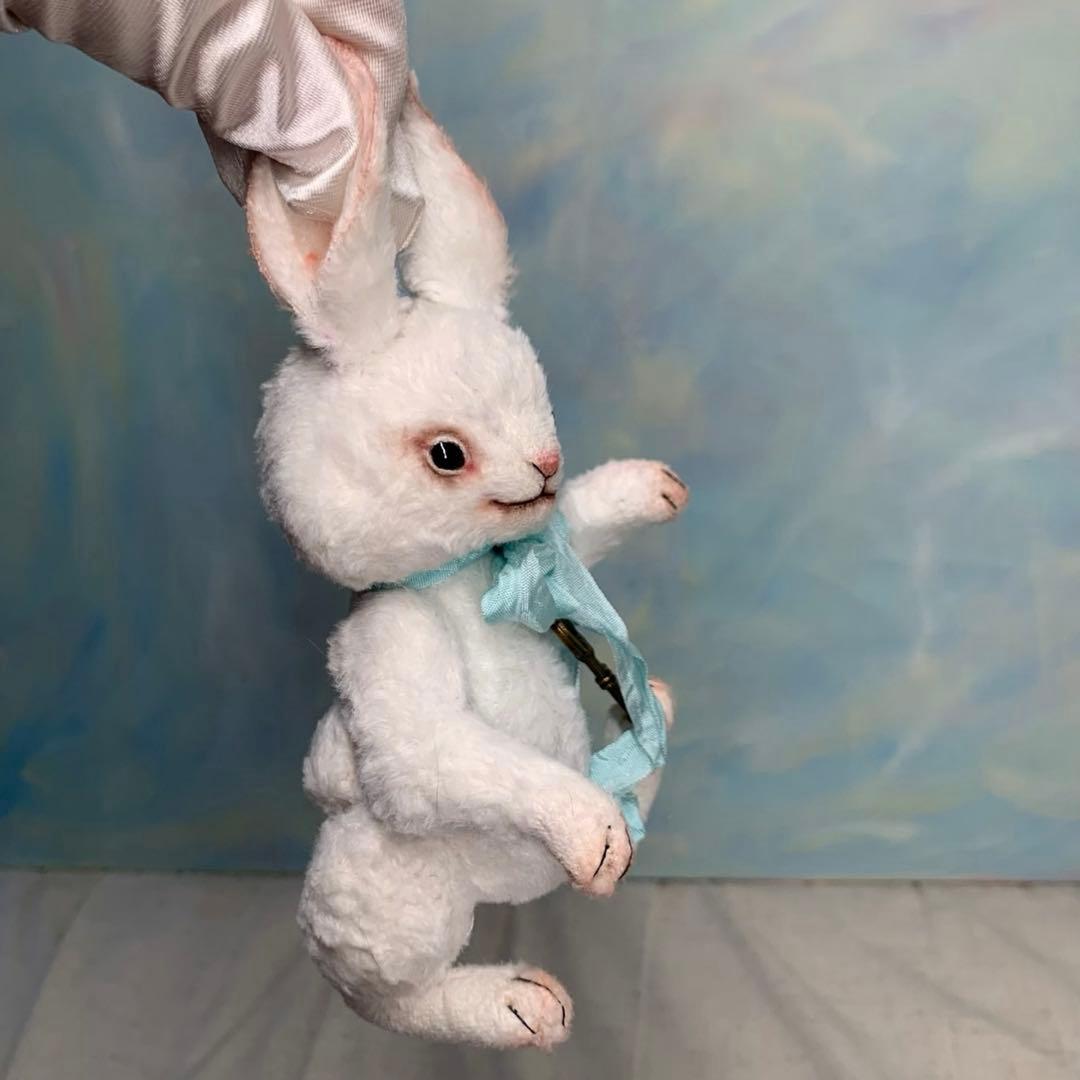 愛おしい立ち耳うさぎ アーティストベア 海外作家様 ハンドメイド テディバニー