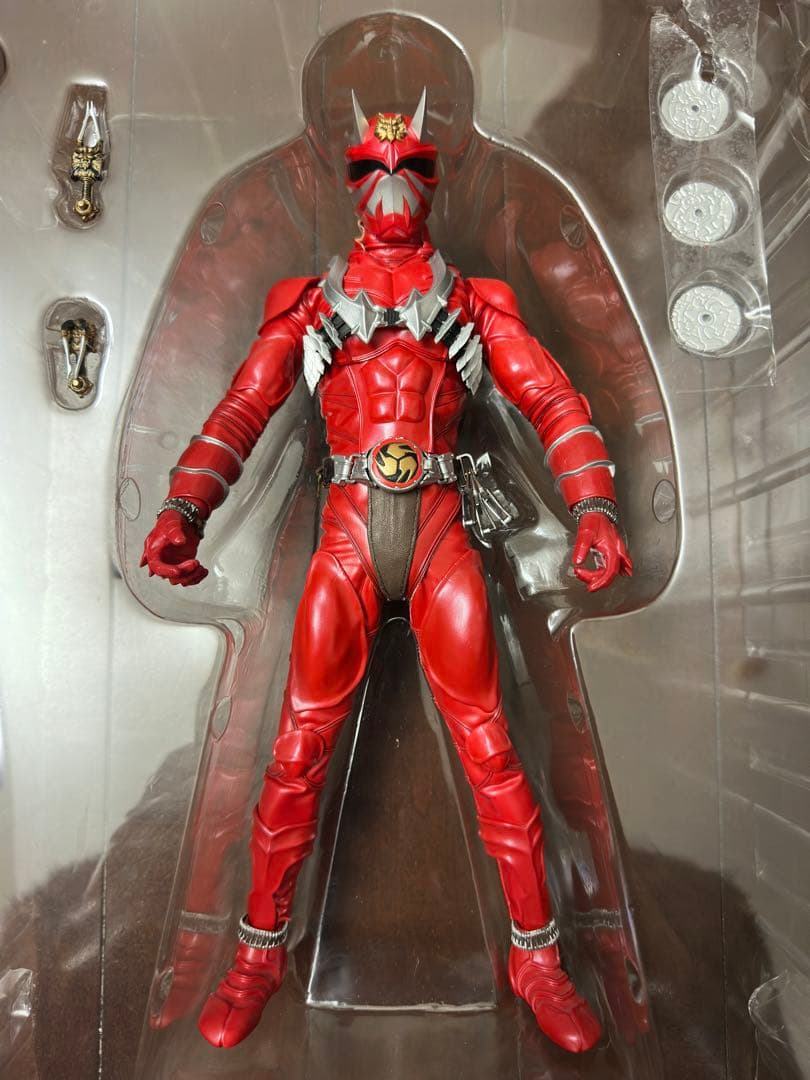 メディコムトイ PBM RAH 仮面ライダー響鬼 響鬼&響鬼紅 2体セット