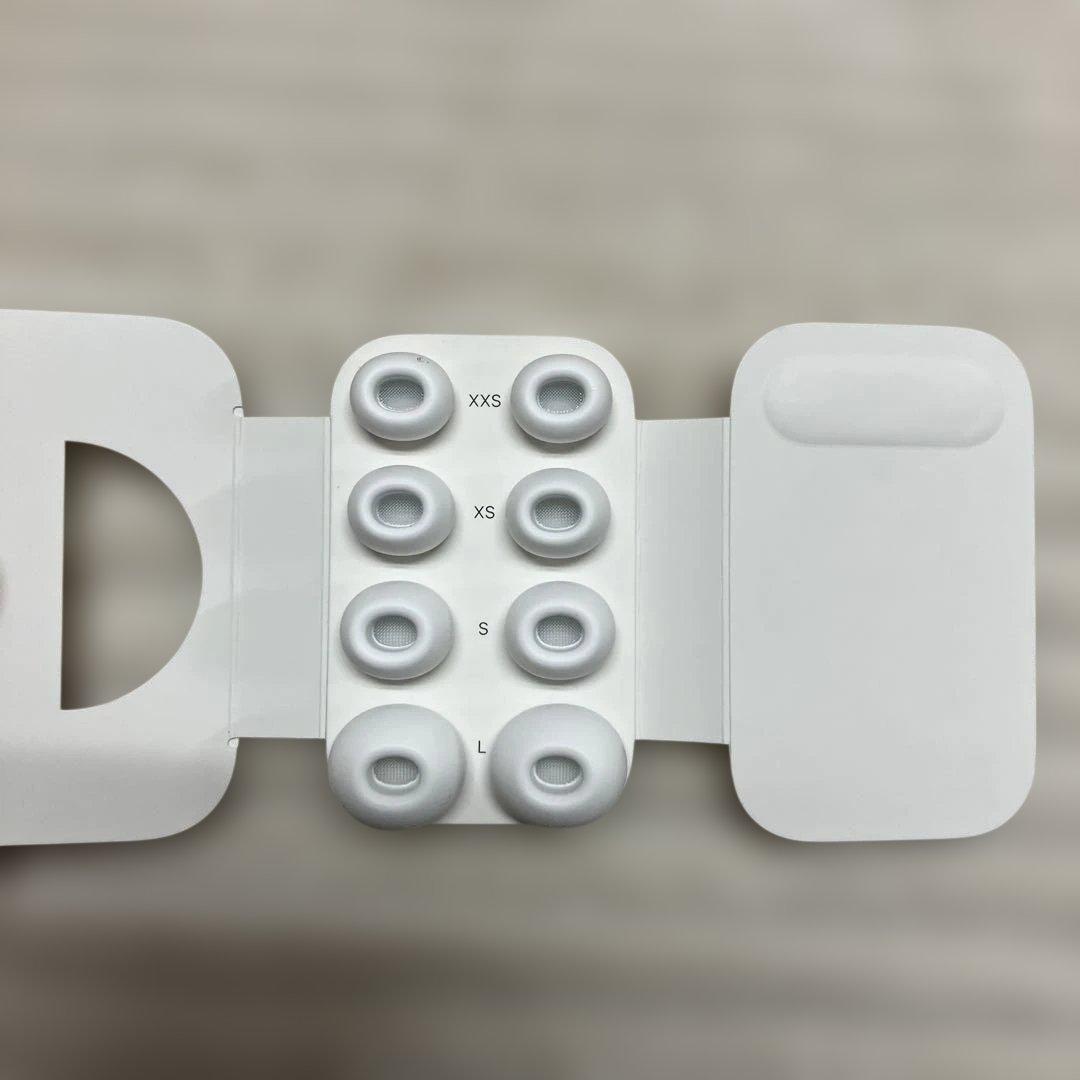 AirPods Pro3 本体 充電ケース付き【1】