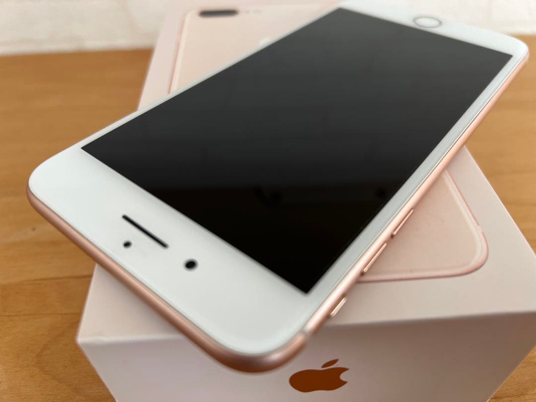 iPhone 8 Plus 256GB Spigen エレコム