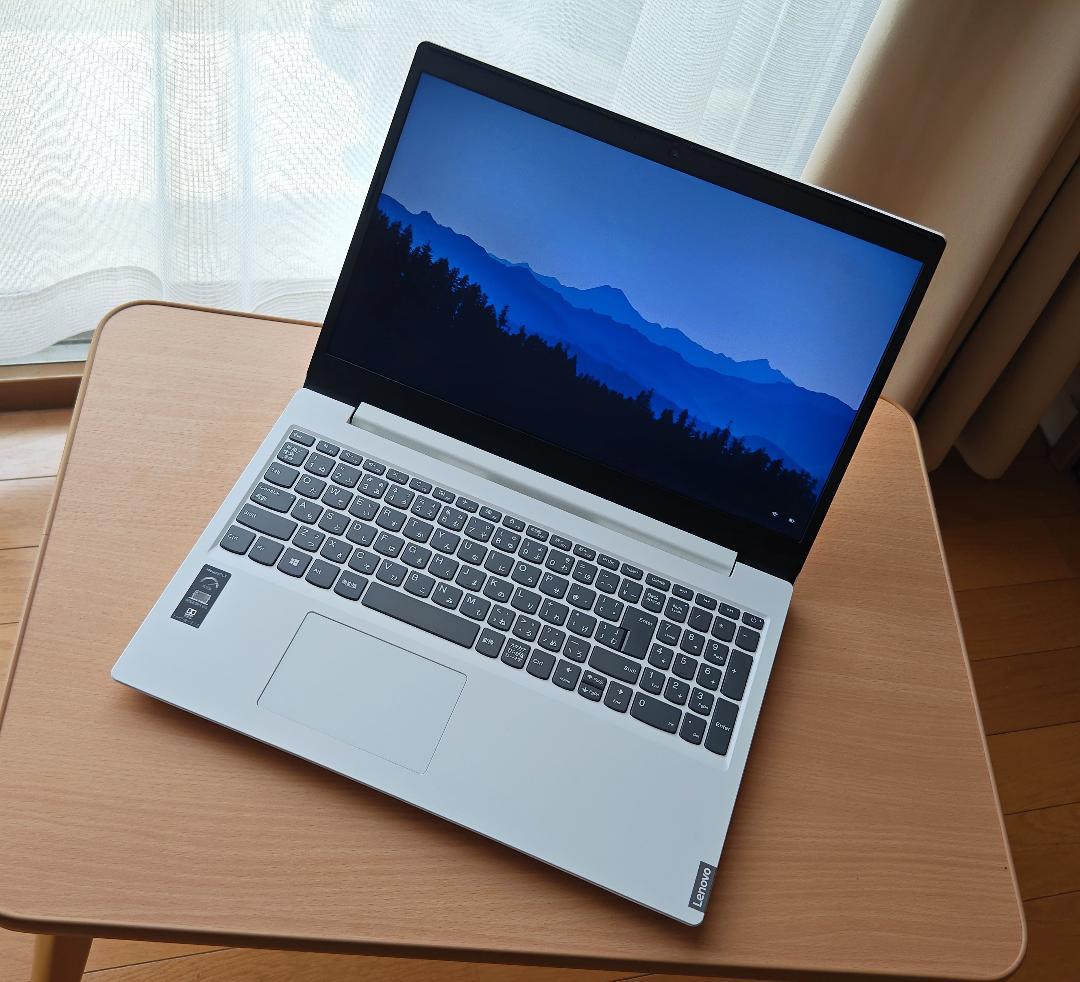 Lenovo Ideapadノートパソコン