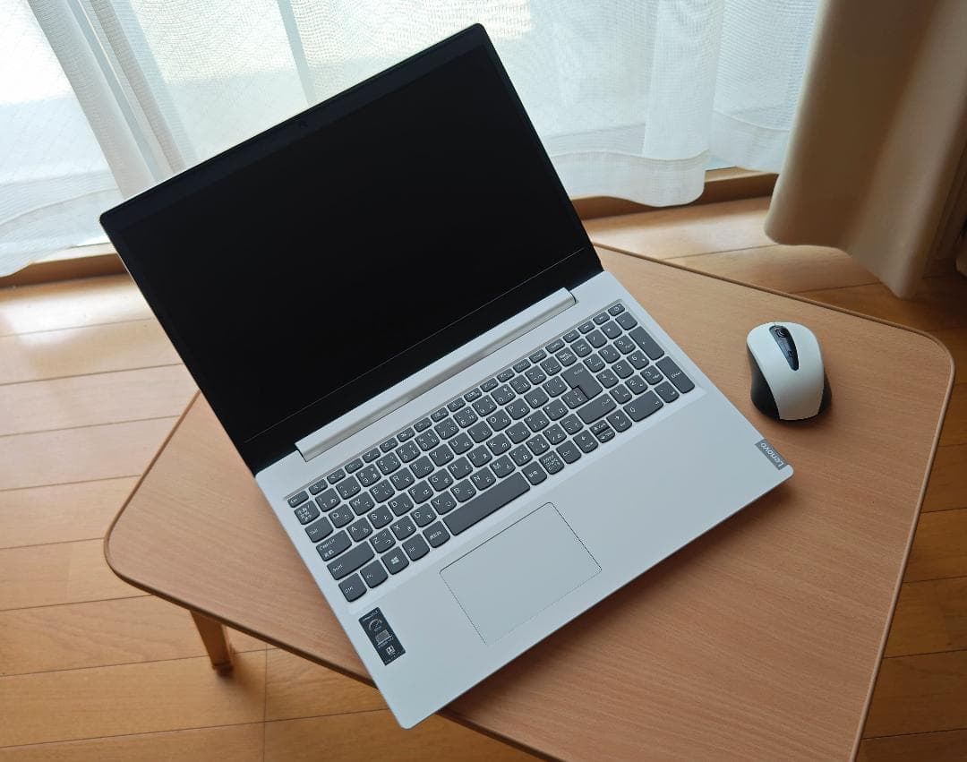Lenovo Ideapadノートパソコン