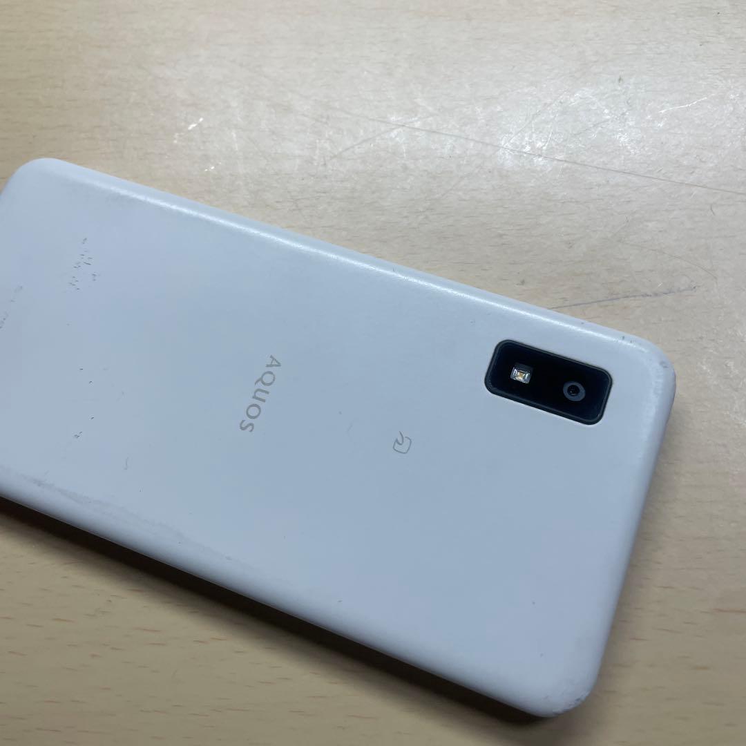 AQUOS wish 64GB SHG06 SIMフリー　割れなし