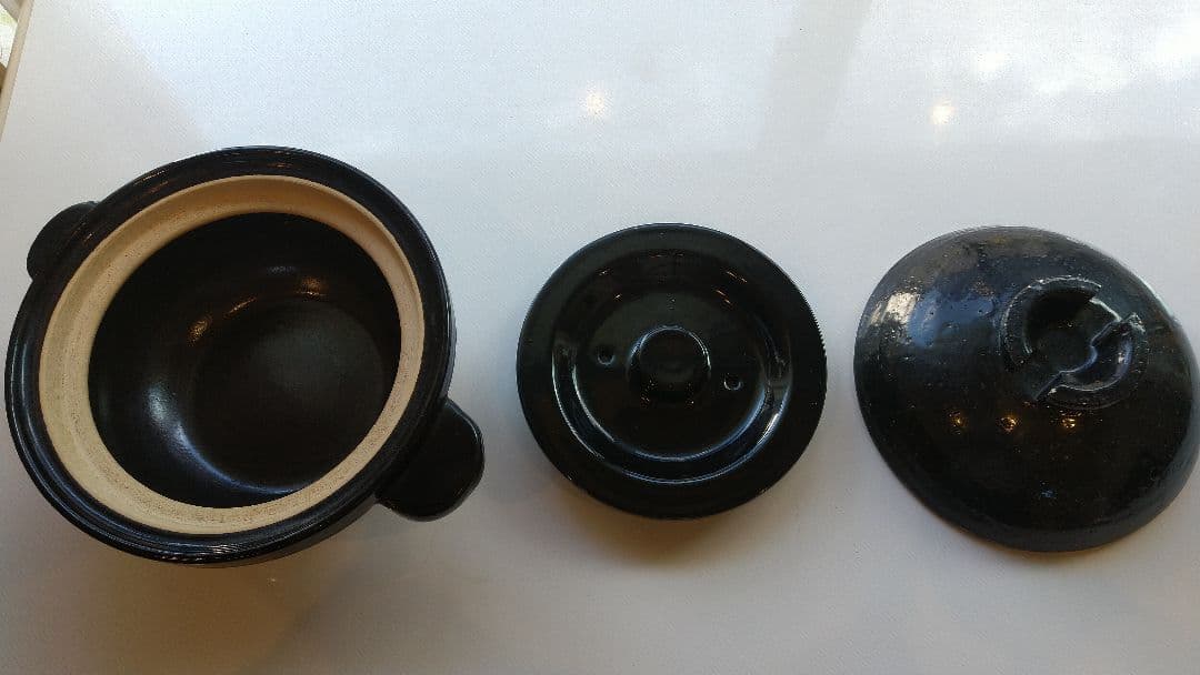 かまどさん　伊賀焼　炊飯土鍋　２合　長谷園　使用済　食卓は遊びの広場だ