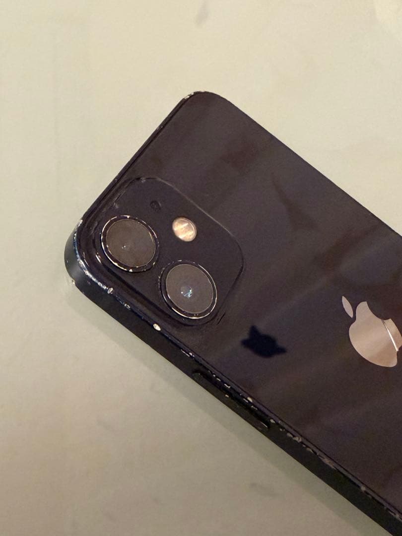 Apple iPhone 12ブラック 本体