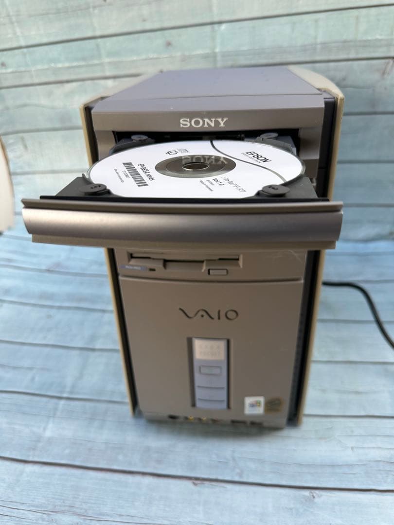 SONY Vaio PCV-R53本体のみ　Windows 98(H30)