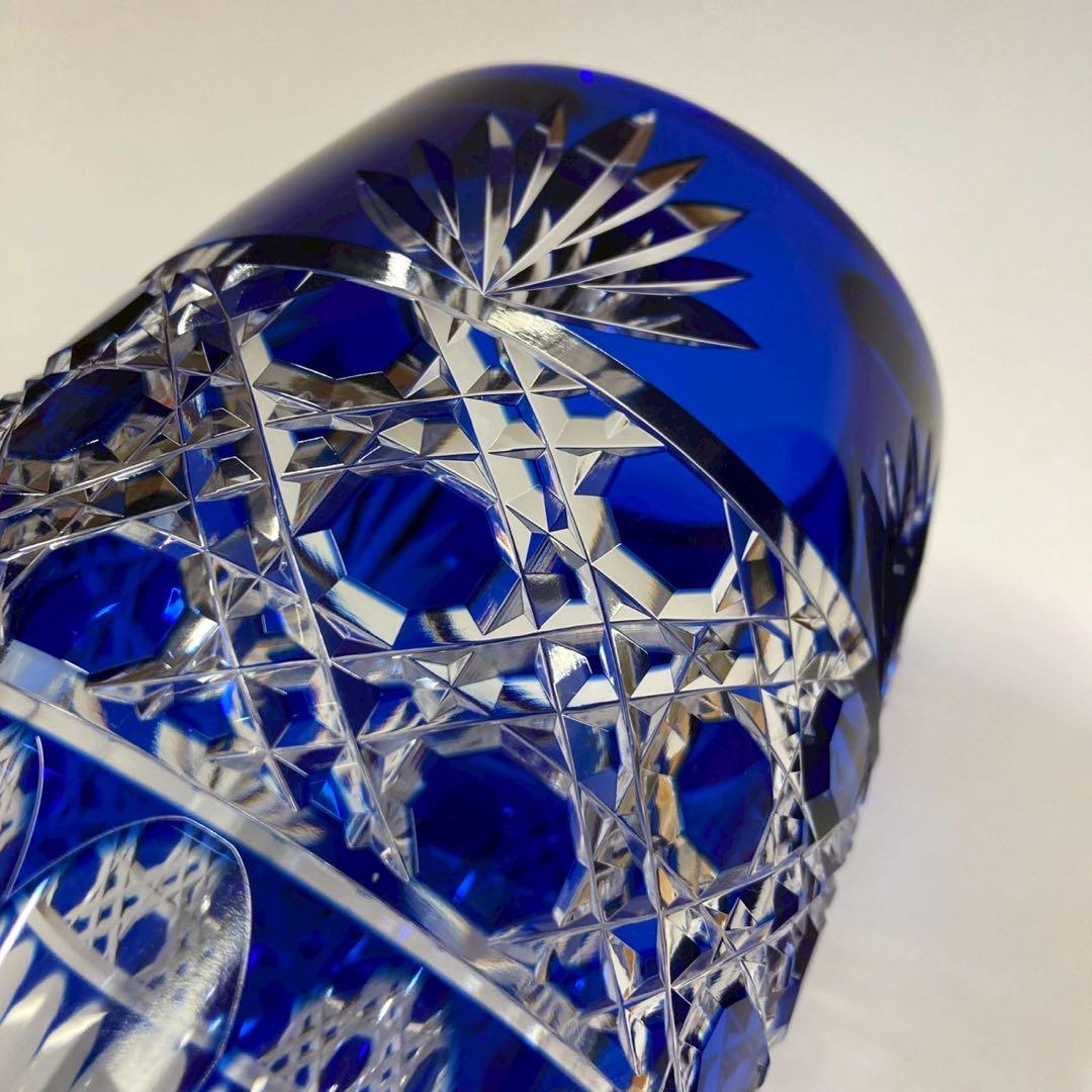 【もも】カガミクリスタル 江戸切子 花瓶 笹っ葉に八角籠目紋〈未使用品〉