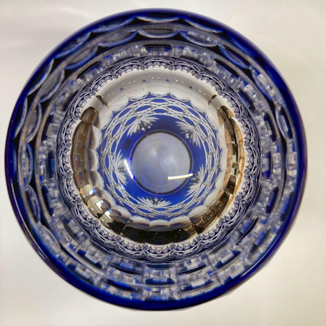 【もも】カガミクリスタル 江戸切子 花瓶 笹っ葉に八角籠目紋〈未使用品〉