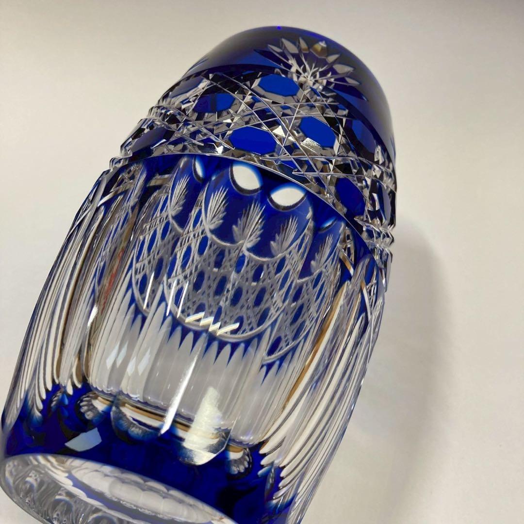 【もも】カガミクリスタル 江戸切子 花瓶 笹っ葉に八角籠目紋〈未使用品〉