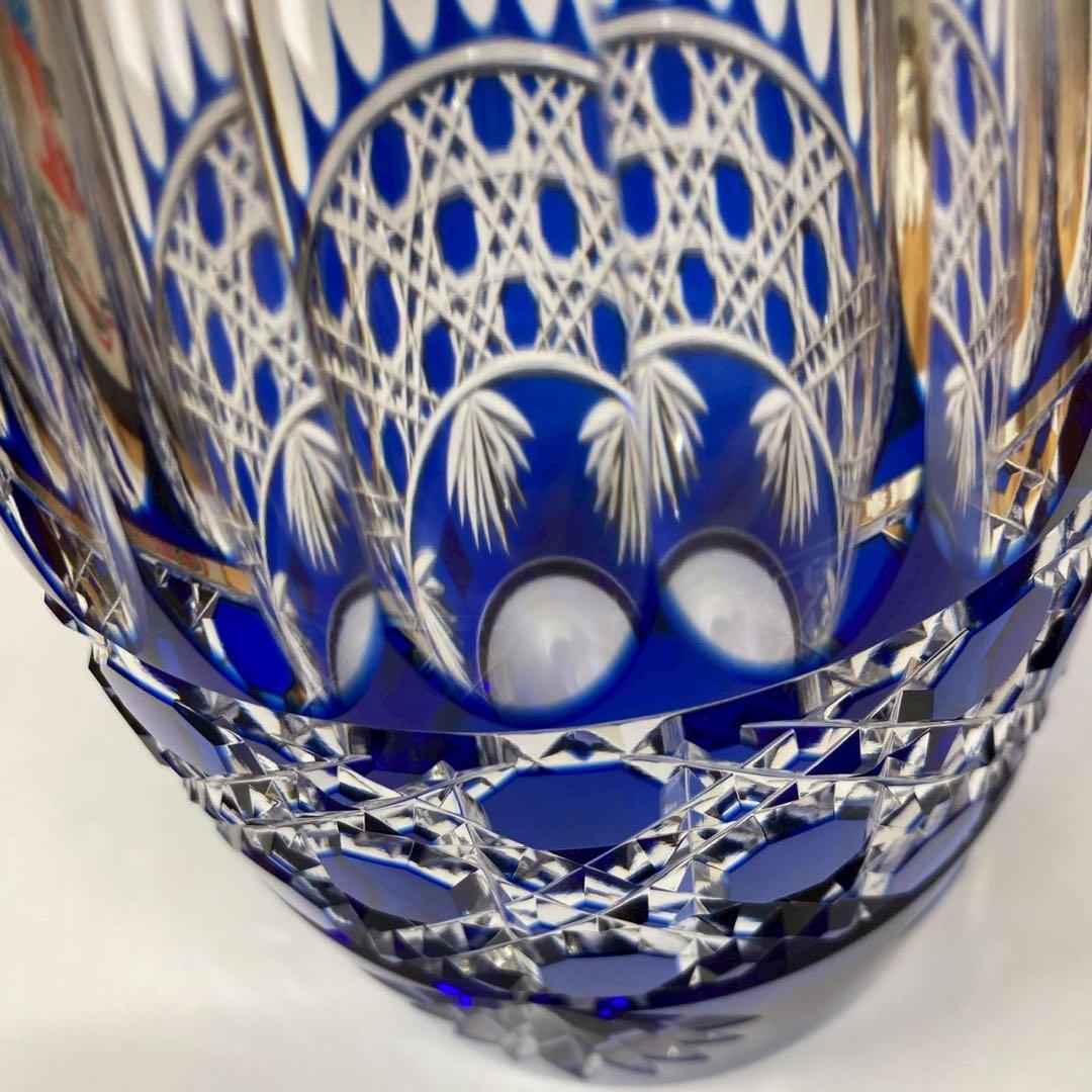 【もも】カガミクリスタル 江戸切子 花瓶 笹っ葉に八角籠目紋〈未使用品〉