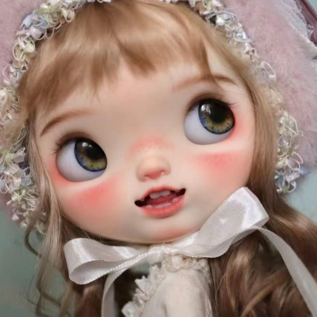 カスタムブライス 作家様 ドール 笑顔 かわいい 幼い 人形