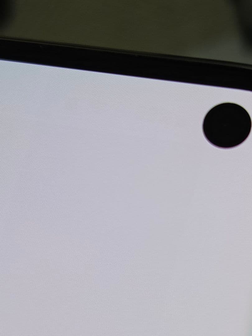 Galaxy S10 楽天モバイル版 純正ワイヤレス充電器つき