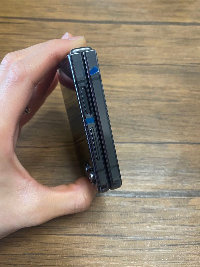 整備済み　Galaxy Z flip5 512GB
