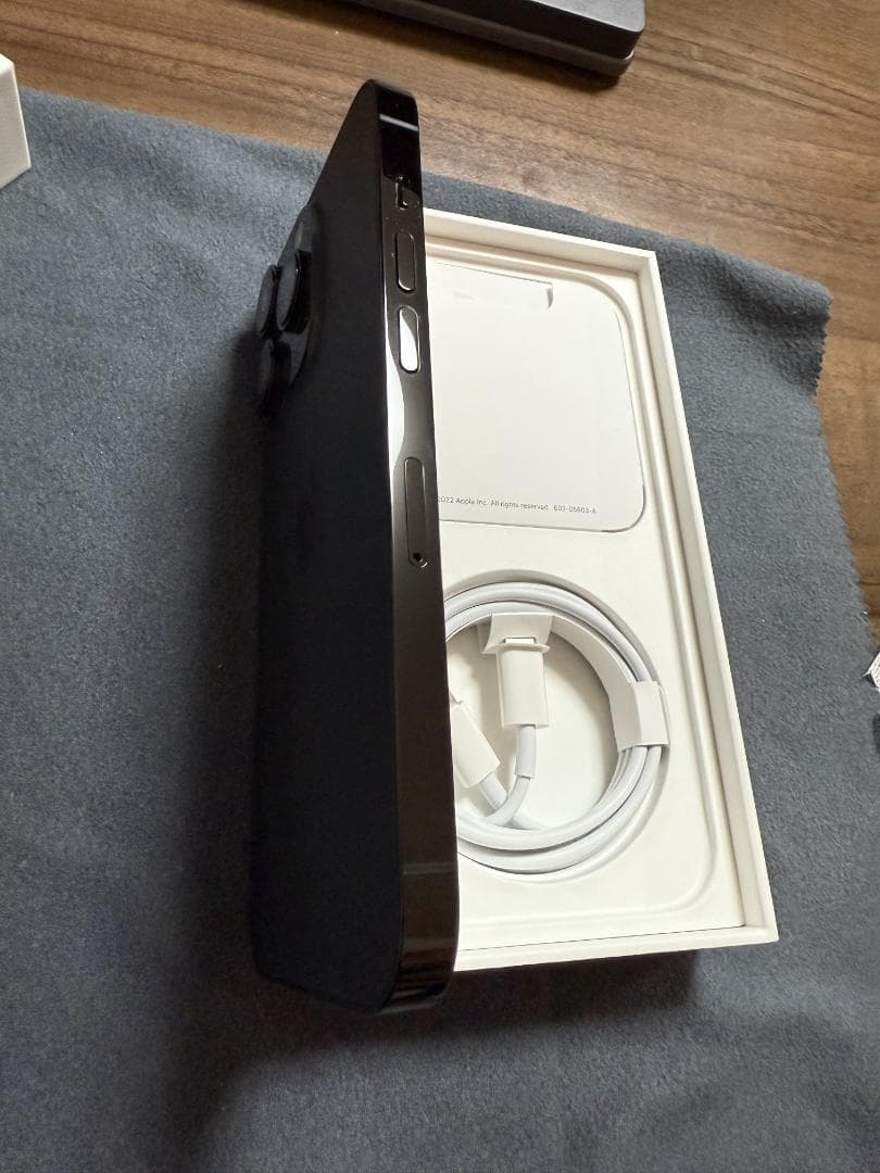 マカイオ iPhone 14 Pro スペースブラック 512GB おまけ