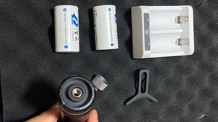 Zhiyun Crane   ジンバル スタビライザー
