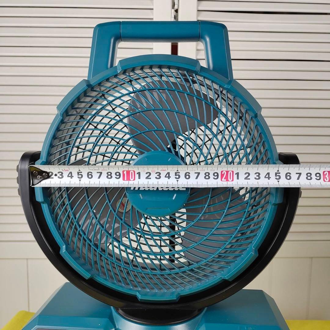 【匿名発送】makita マキタ 充電式ファン CF203D 箱付き