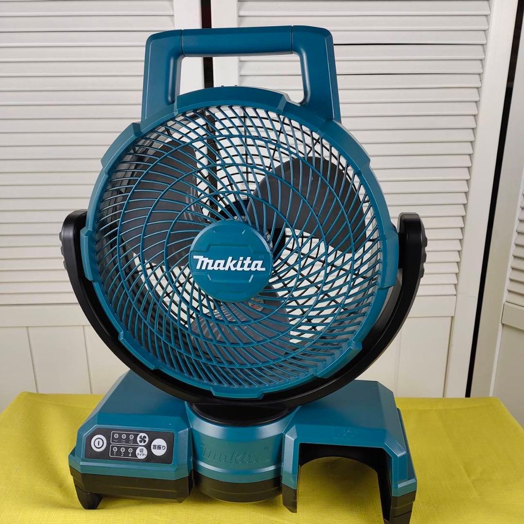 【匿名発送】makita マキタ 充電式ファン CF203D 箱付き