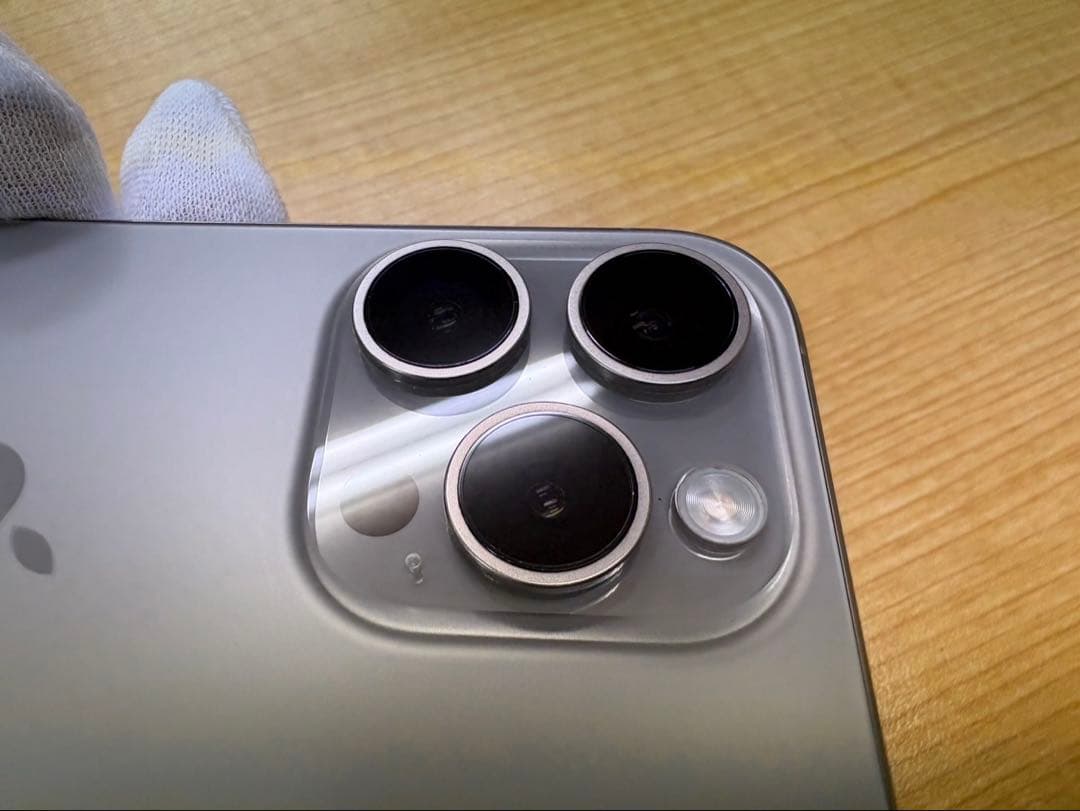 Apple iPhone 15 Pro 256GB ナチュラルチタニウム