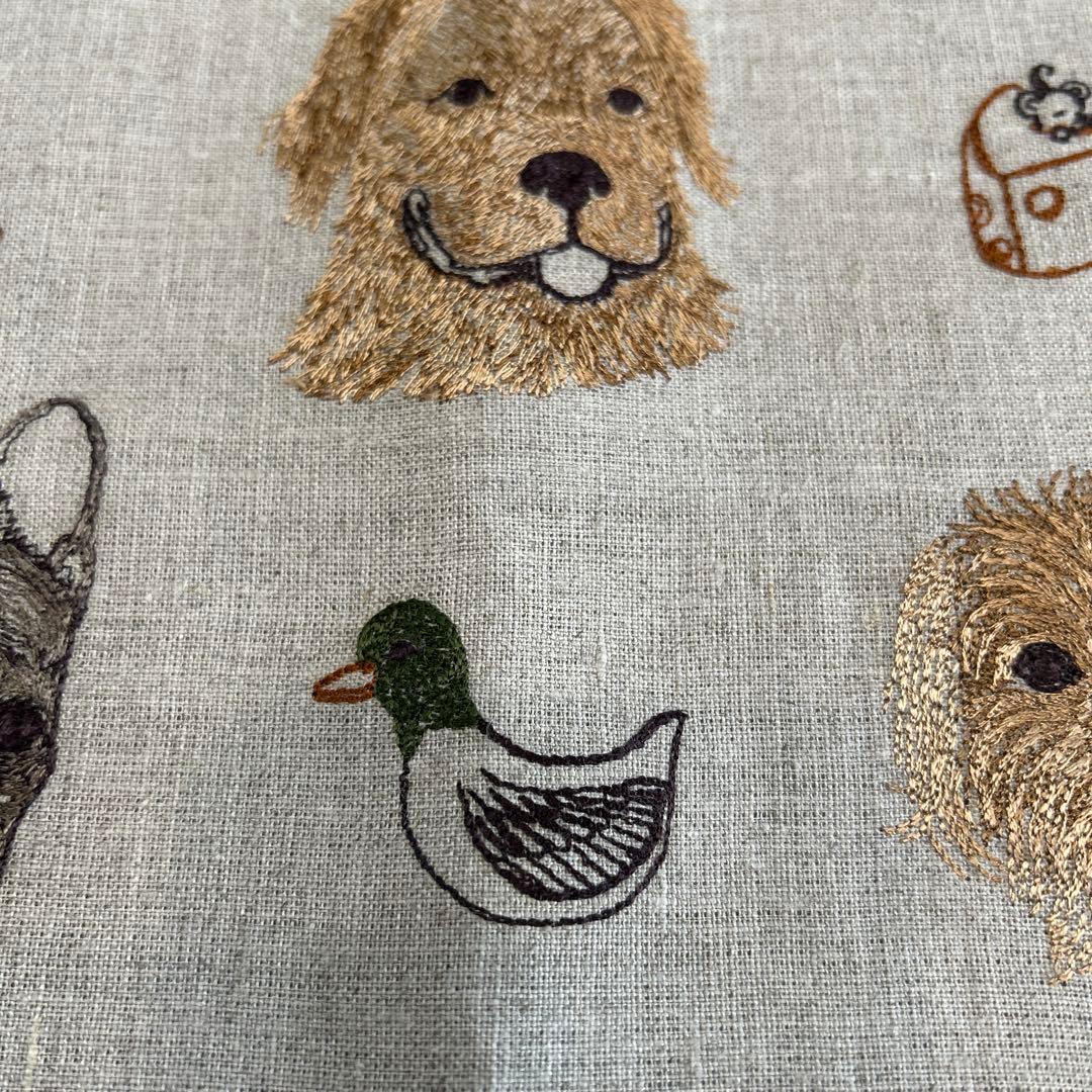 Coral&Tusk コーラル&タスク　犬のクッションカバー　新作　新品