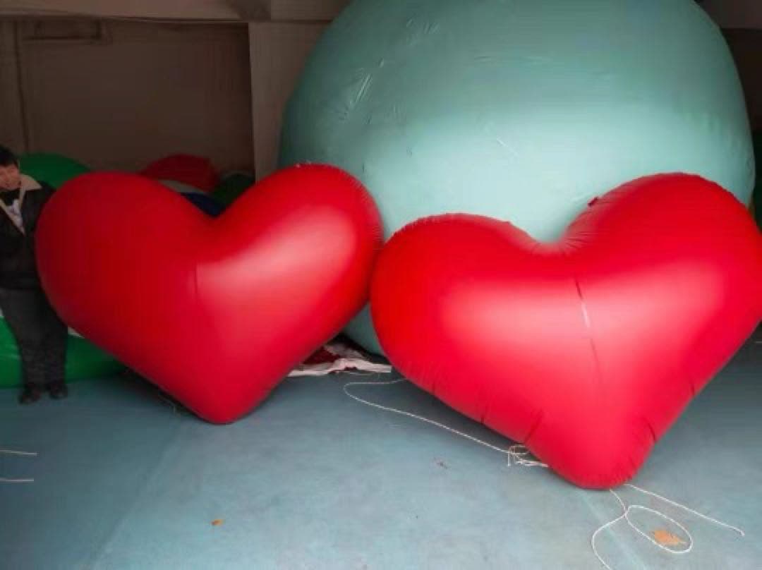 ビニール風船　ピンク！プラスチック　エアレーション式窒素　結婚式会場