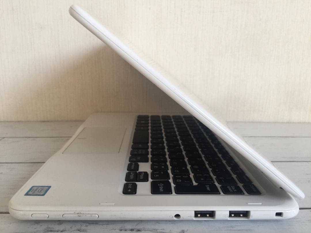 DELL INSPIRON 11 軽量・コンパクト　2in1 ノートパソコン