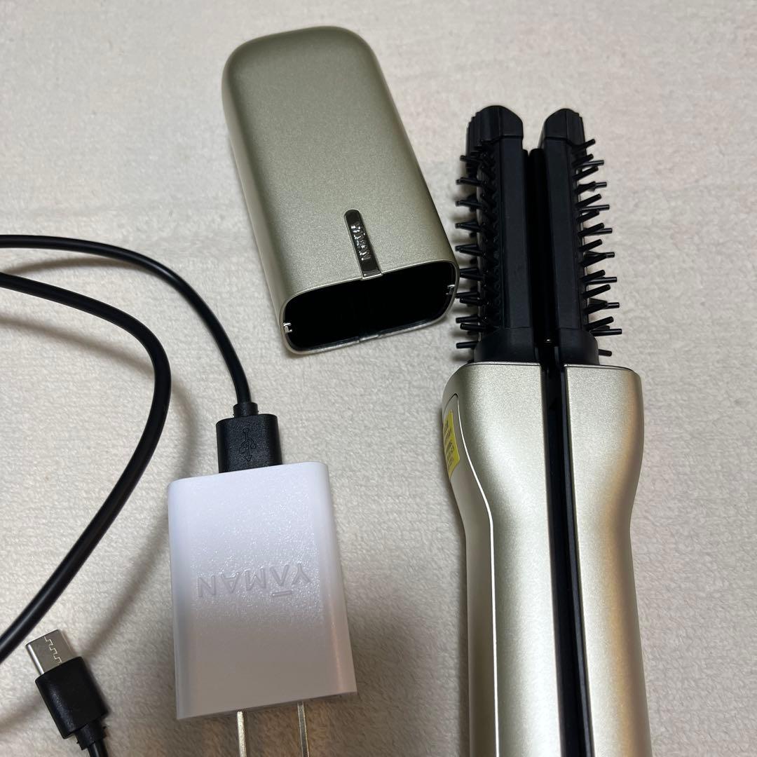 YA-MAN へアボリューマープロ　ヘアアイロン　ヘアブラシ　携帯用ミニアイロン