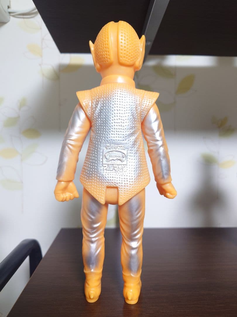 ブルマァク復刻　シャプレー星人　ソフビ