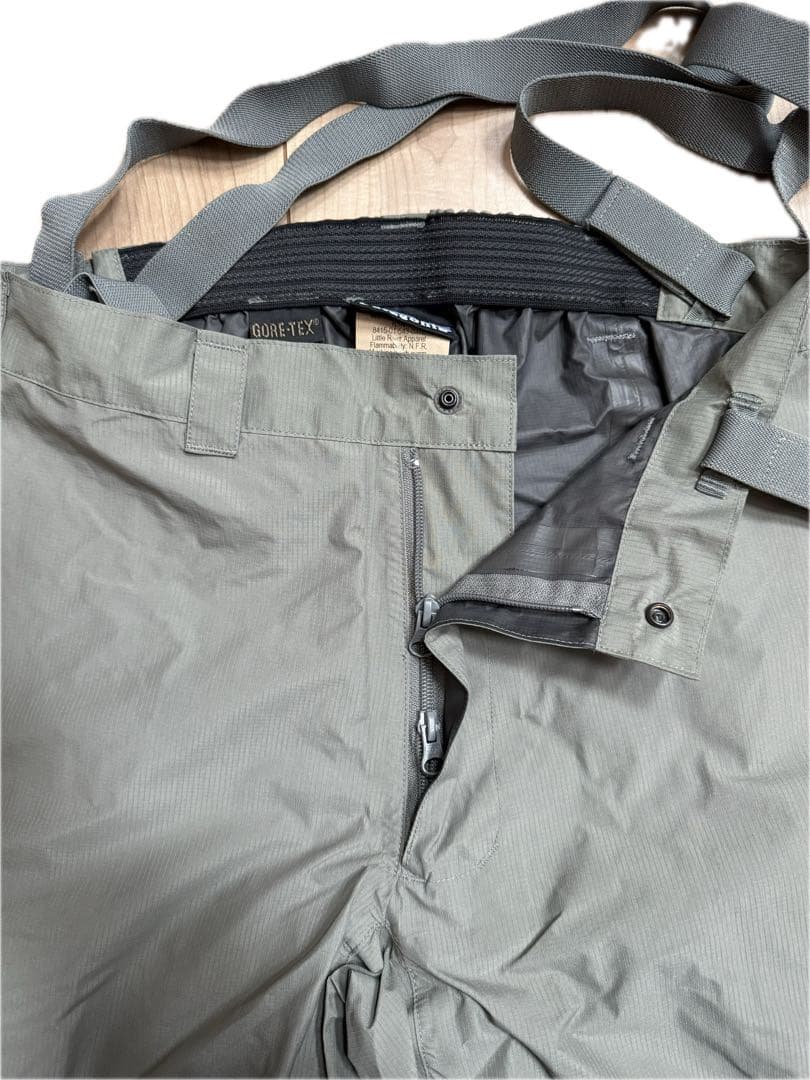 patagonia PCU mars level6 パンツ small