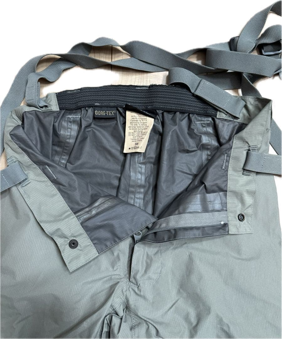 patagonia PCU mars level6 パンツ small