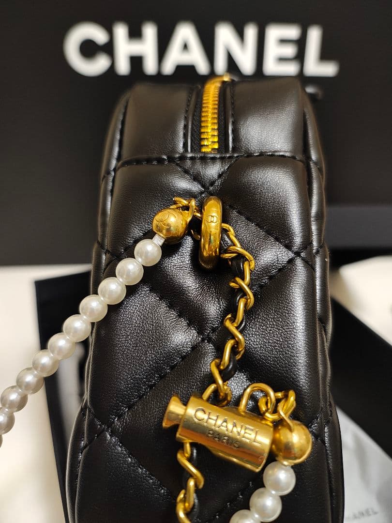 新品✨CHANEL♡シャネル　VIPノベルティ　パールチェーン付ショルダーバッグ