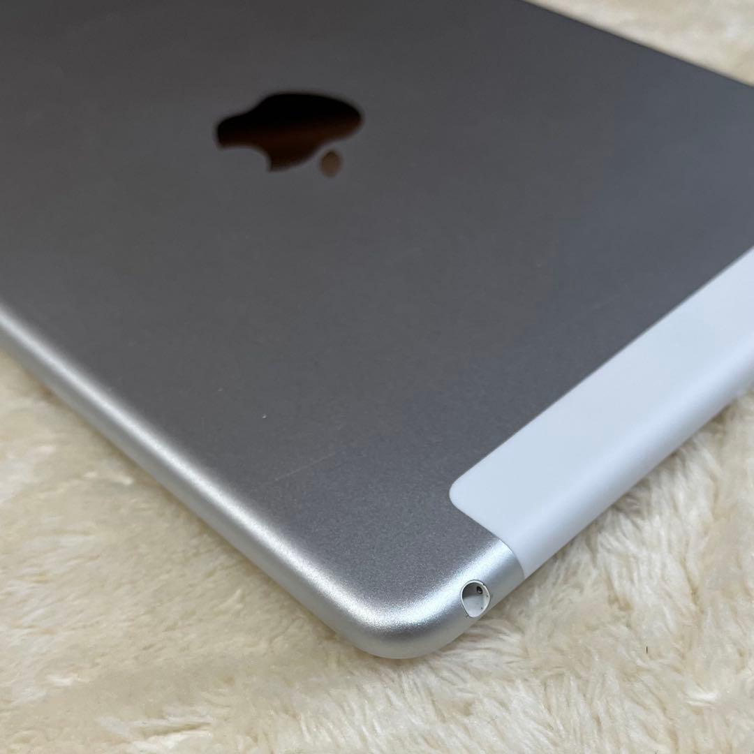 iPad mini4 64GB Wi-Fi + Cellular シルバー