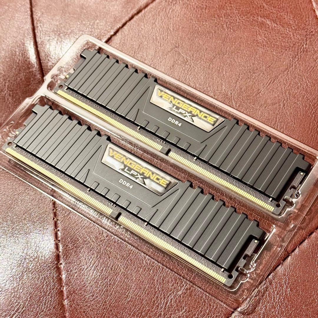 【新品】DDR4-3200 C16 64GB CORSAIR VENGEANCE