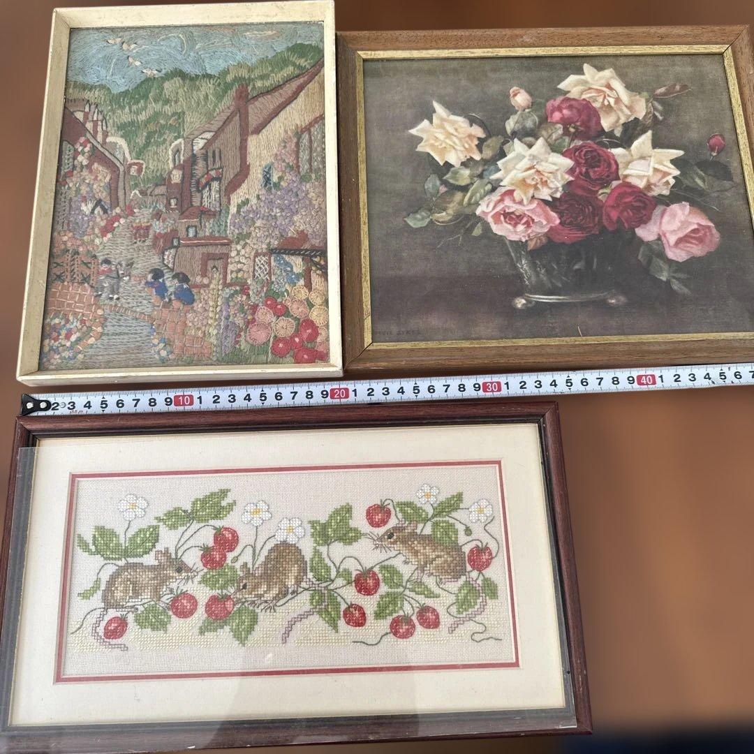 英国アンティーク購入 額装アート3点セット 刺繍・薔薇・クロスステッチ