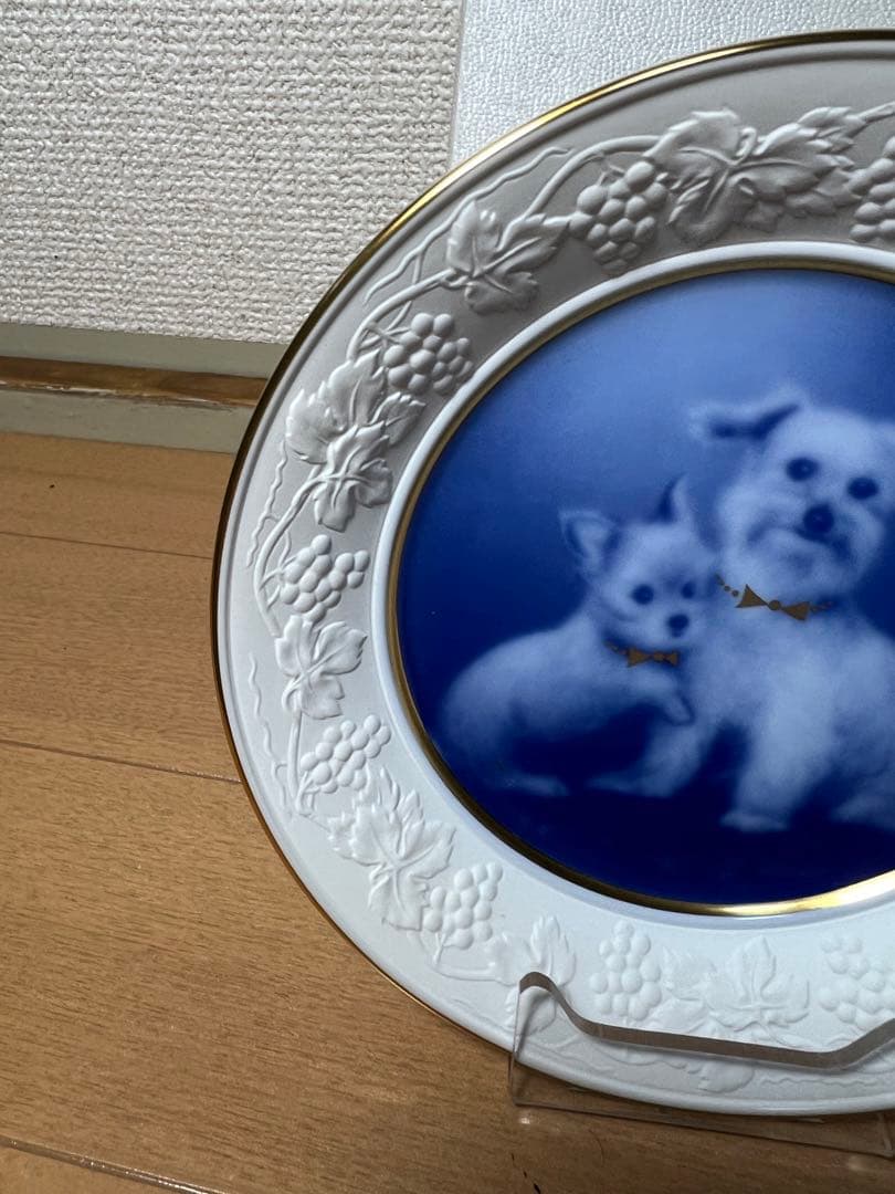 486 大倉陶園　十二支　戌　小皿　皿立て付　未使用