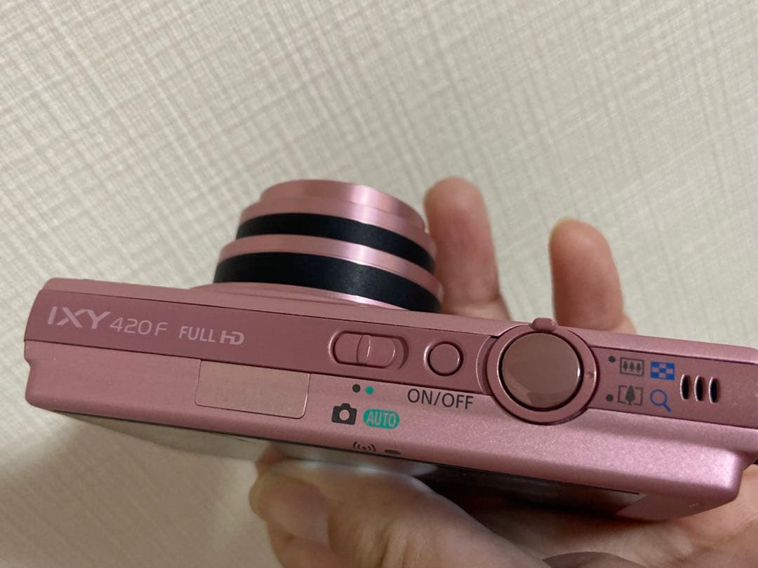 Canon IXY 430F ピンク 本体と充電器　バッテリー