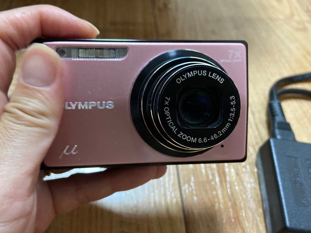 Canon IXY 430F ピンク 本体と充電器　バッテリー