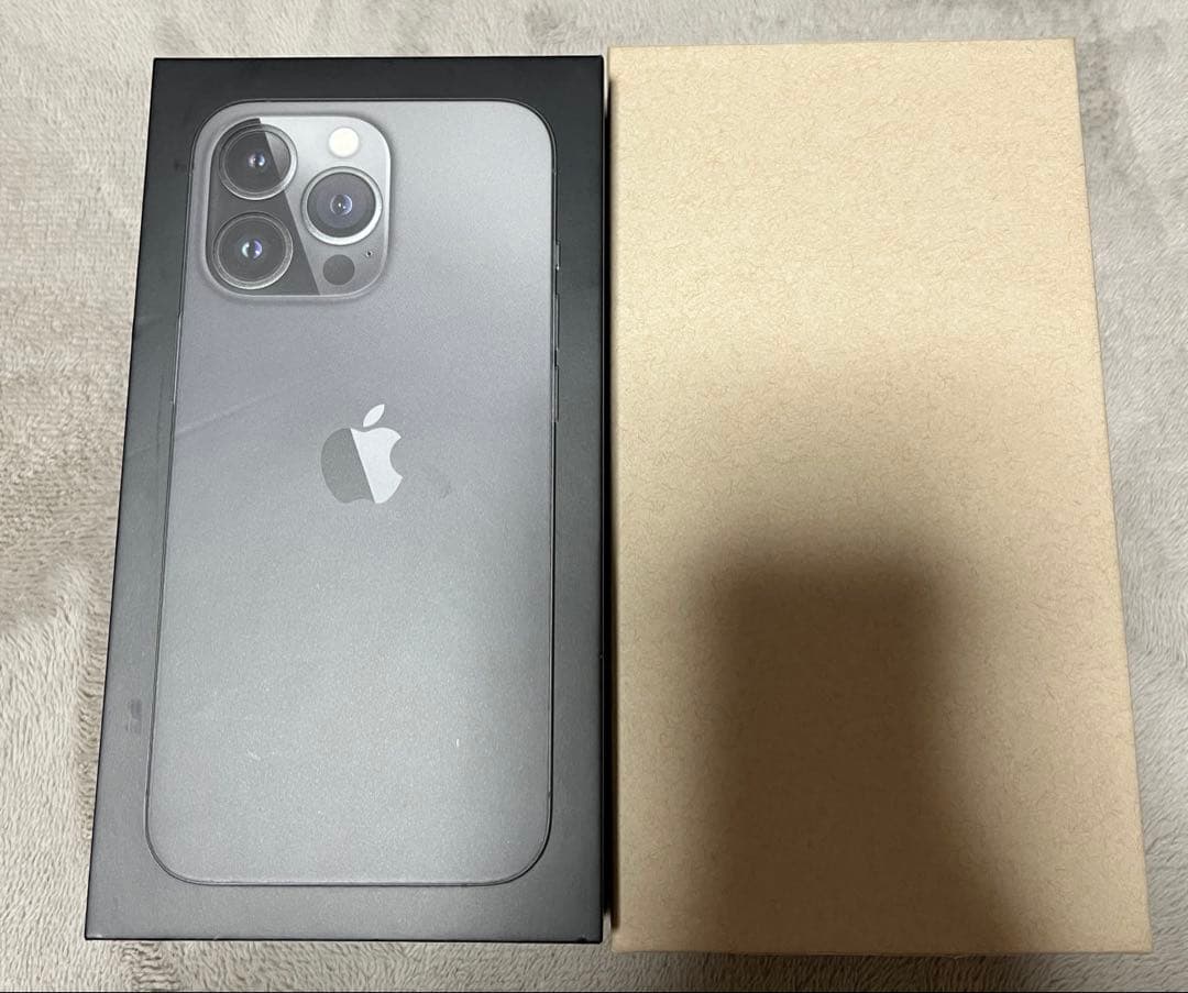 【未使用】iPhone 13 Pro / 512GBモデル　カラー：グラファイト