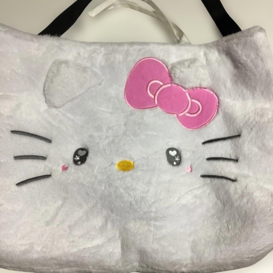 ❤️週末SALE❤️ハローキティ ❤️顔デザイン　BIG ２WAYファーバッグ