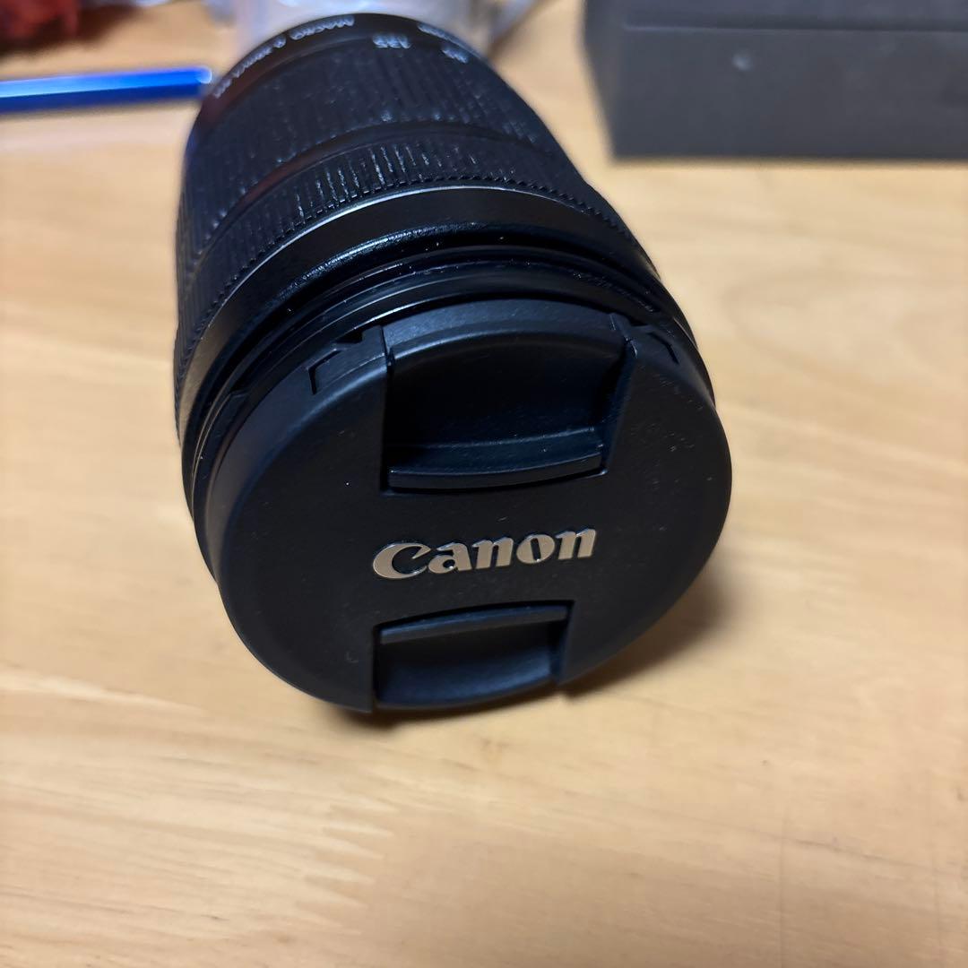 Canon EF-S 18-135mm レンズ