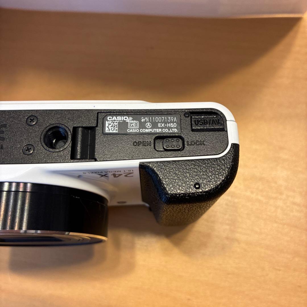 CASIO EXILIM コンパクトデジタルカメラ　EX-H50