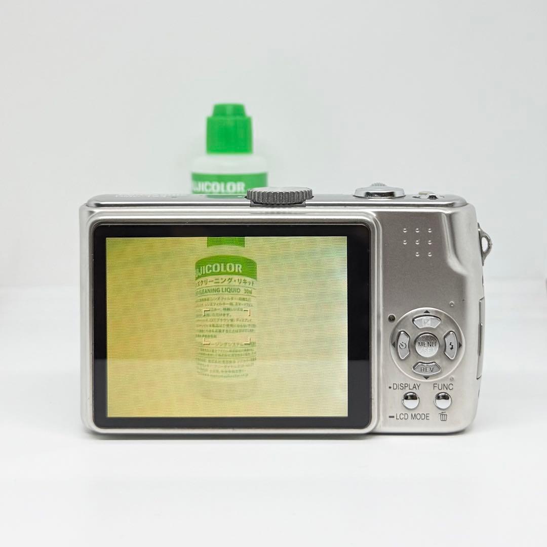 【完動品】Panasonic LUMIX DMC-TZ3 デジタルカメラ
